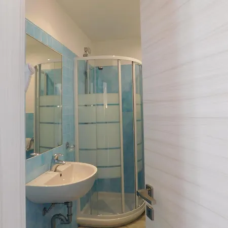 Oceano مارينا دي بييتراسانْت